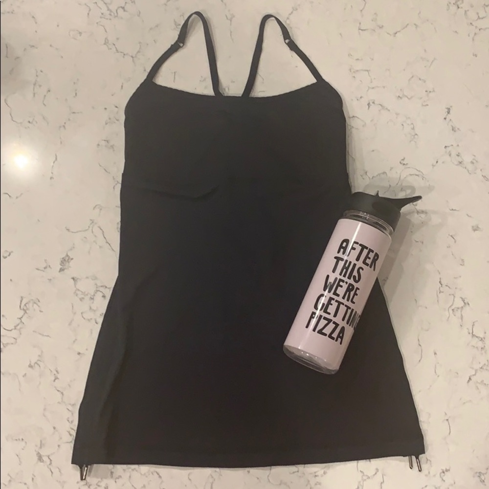 Black Lululemon breathable tank